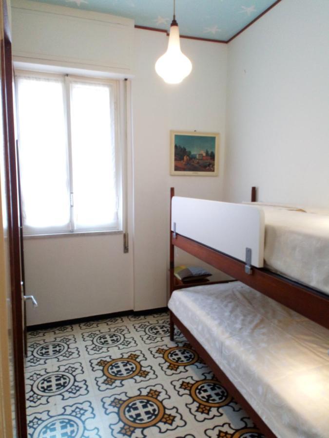 Casa Di Claude Con Posto Auto Apartment ฟีนาเลลีกูเร ภายนอก รูปภาพ