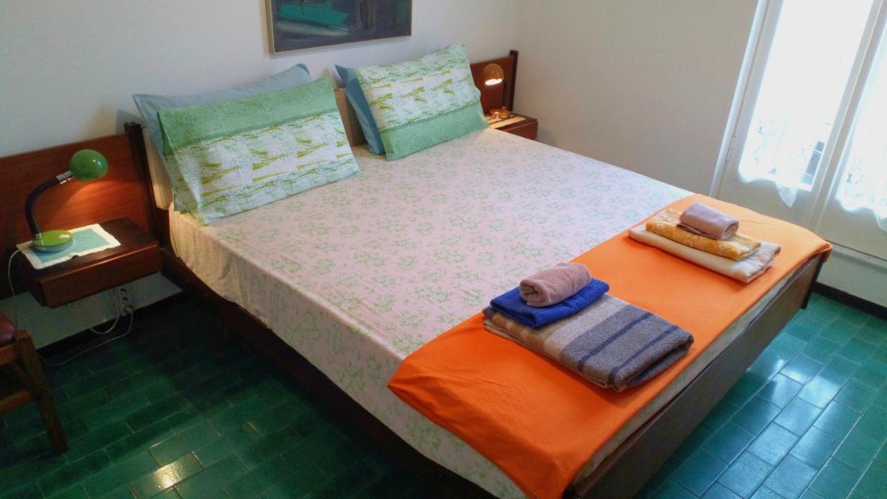 Casa Di Claude Con Posto Auto Apartment ฟีนาเลลีกูเร ภายนอก รูปภาพ